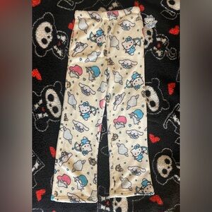 Forever 21 Hello Kitty and Friends Cream Pajama Pants